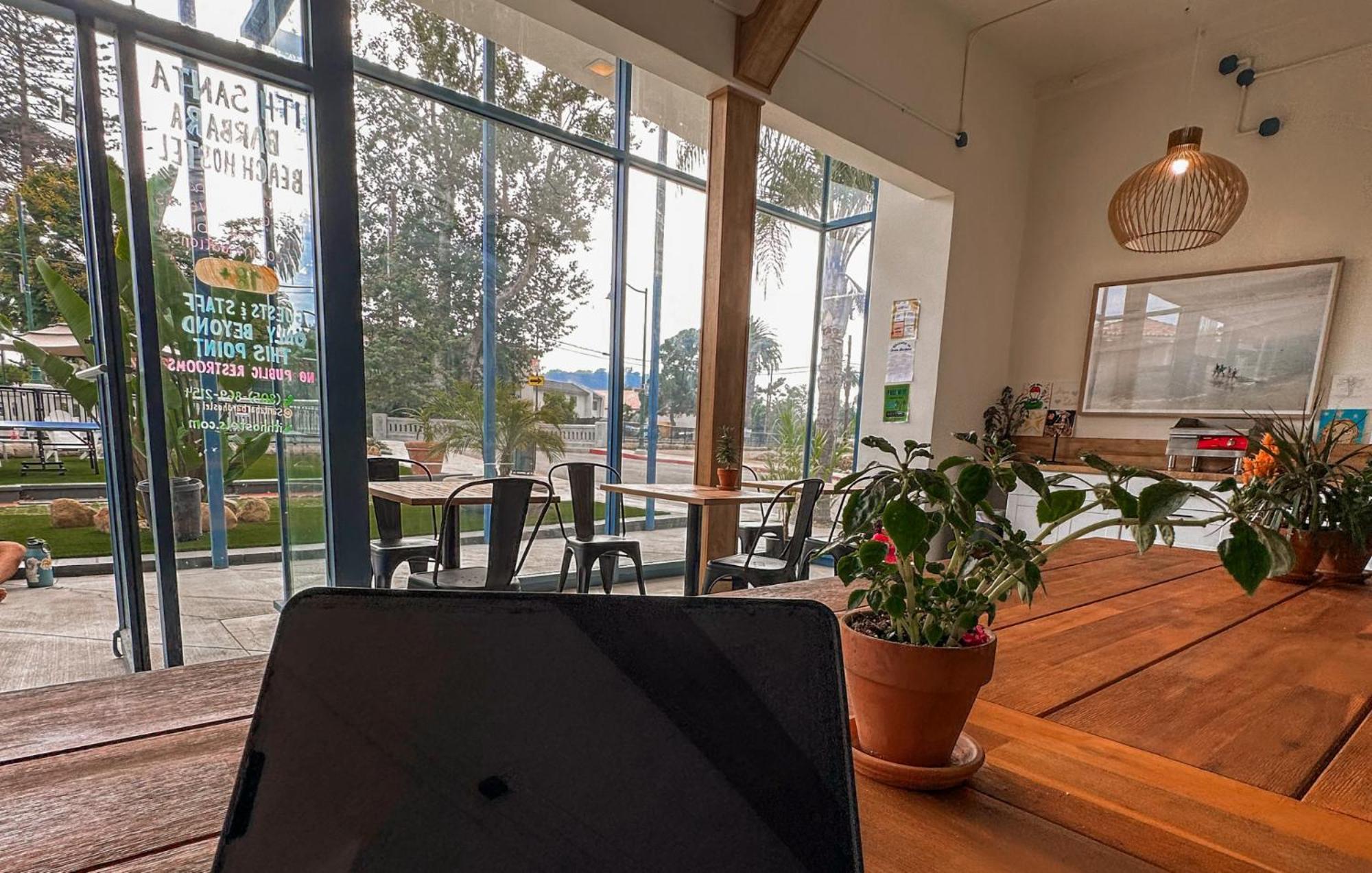 Ith Santa Barbara Beach Hostel Екстер'єр фото