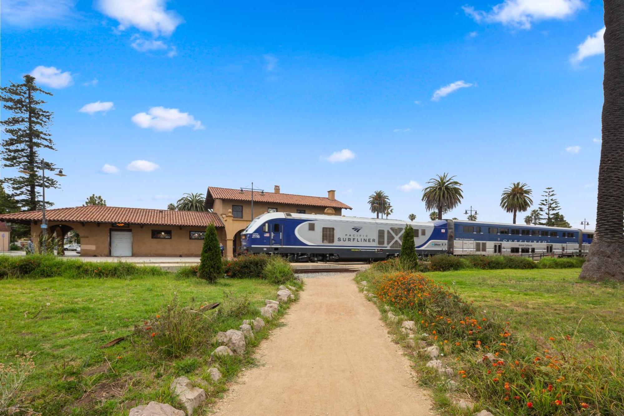 Ith Santa Barbara Beach Hostel Екстер'єр фото